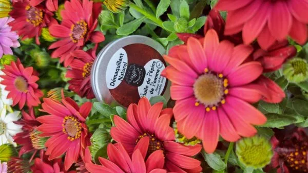 Demaquillant Baumeà l'Huile de pepins de Pomme pour une routine beauté
