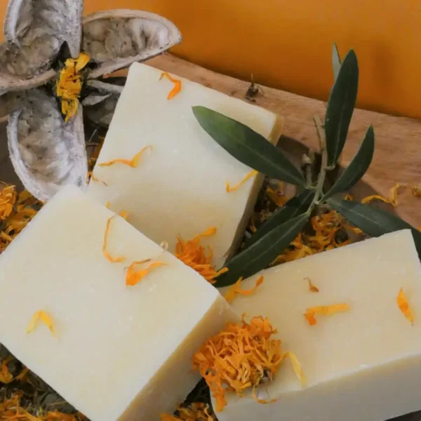 Savon-Naturel-Artisanal-BeBedou-Calendula-BIO2
