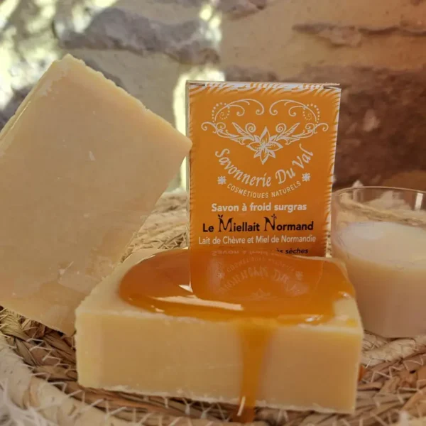 Savon Naturel Artisanal Le Miellait Normand Lait Chèvre Cire d'abeille Miel BIO savon visage le miellait made in normandie