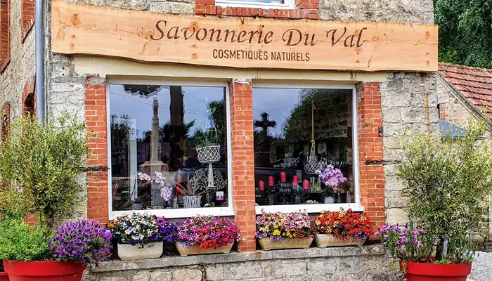 cosmétique Poumyi dédiés au soin visage